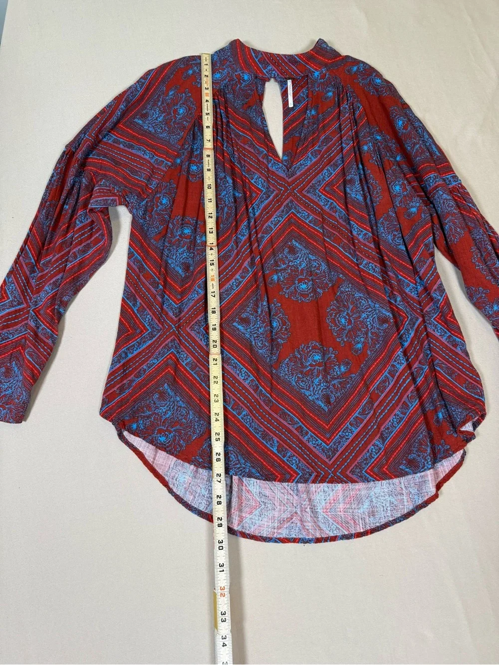 Free People Walking on a Dream Boho Long Sleeve Keyhole Tunic, size Small.